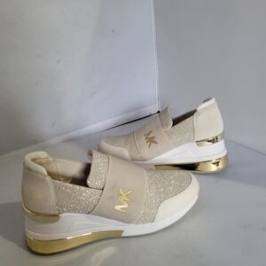 Michael Kors Cream And Gold Slip On  Sneakers With Elastic Band Size 7M Womens